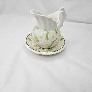 Vintage Enesco Style Daisy Pitcher with saucer small decorative Yellow White